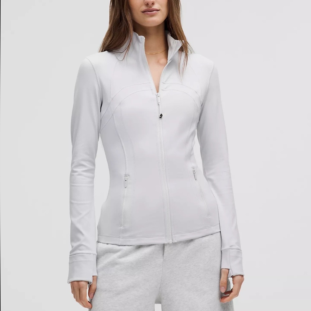 Lululemon define jacket size 4